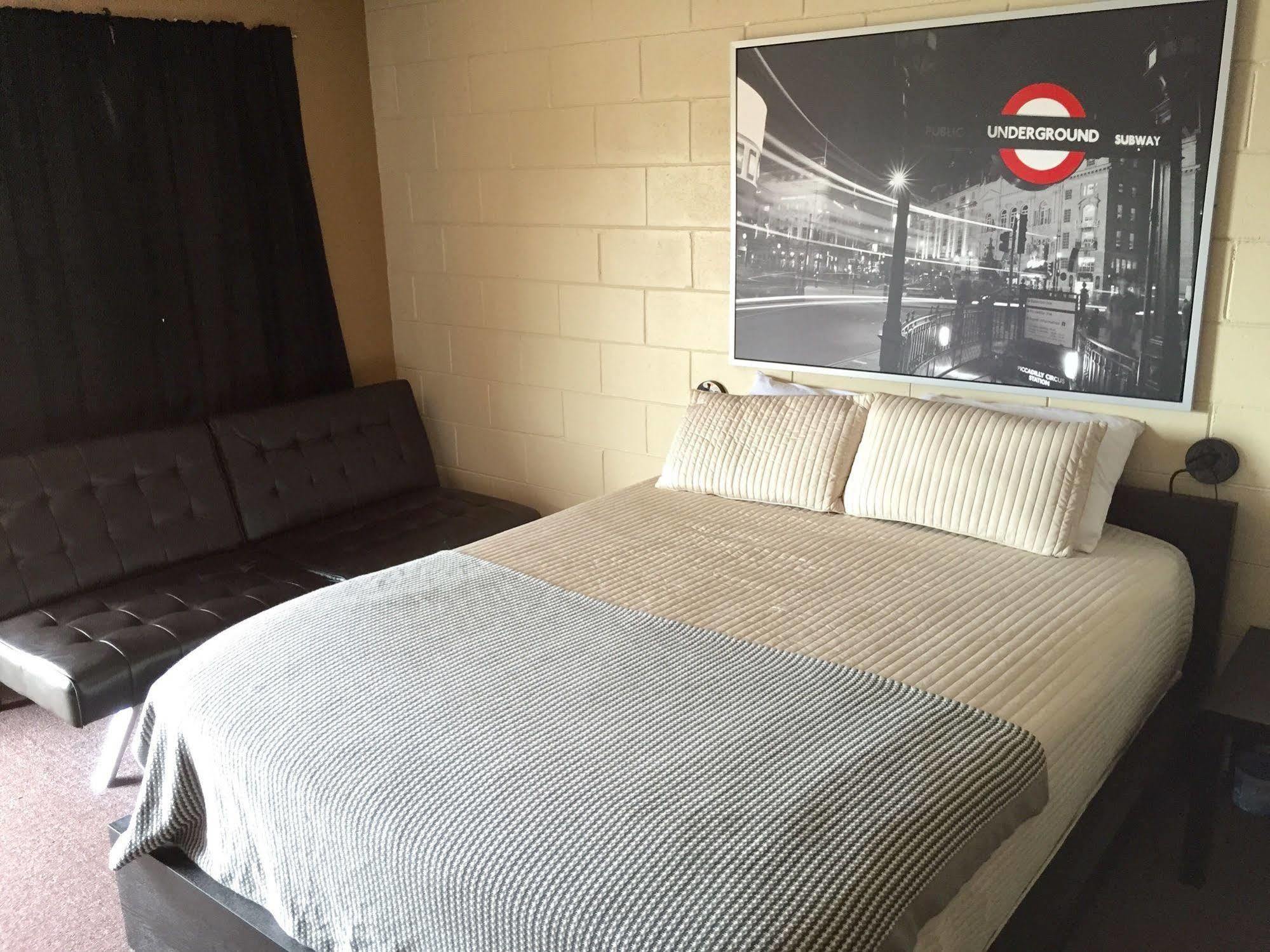 הומוססה Three Rivers Motel מראה חיצוני תמונה