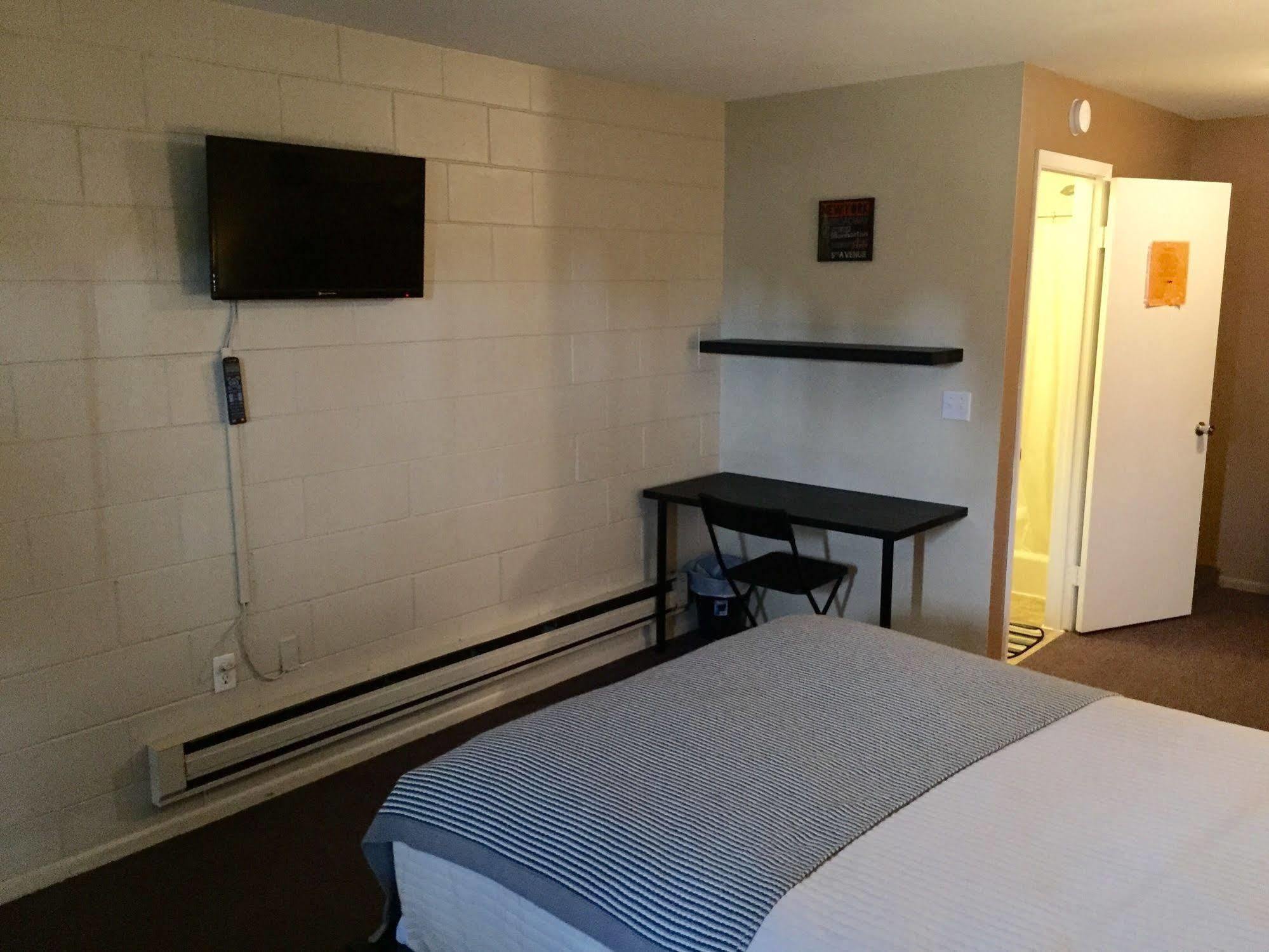 הומוססה Three Rivers Motel מראה חיצוני תמונה