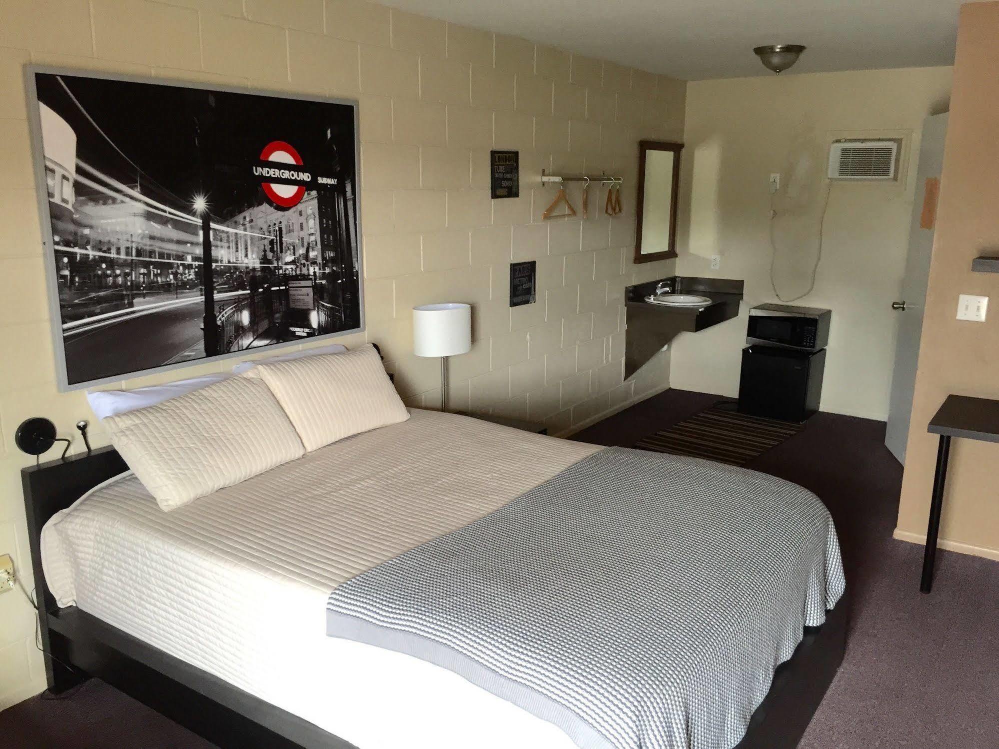 הומוססה Three Rivers Motel מראה חיצוני תמונה